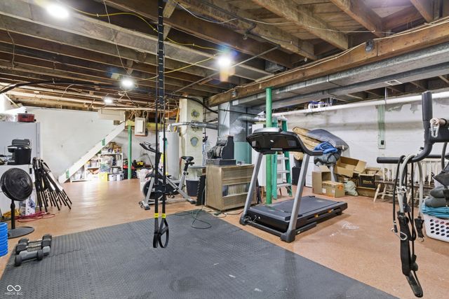 2921 Iowa Avenue, Connersville, IN 47331