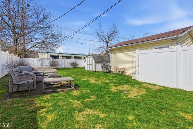 2921 Iowa Avenue, Connersville, IN 47331