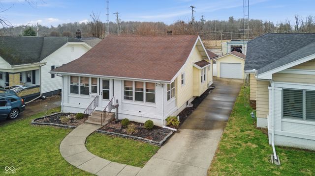 2921 Iowa Avenue, Connersville, IN 47331