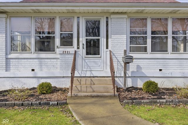 2921 Iowa Avenue, Connersville, IN 47331