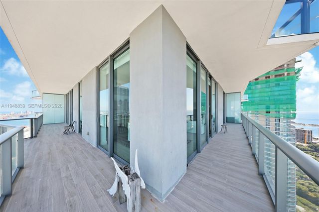 1300 S Miami Avenue PH5110, Miami, FL 33130