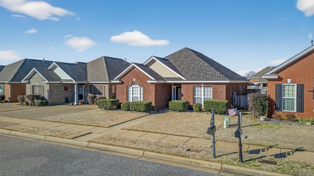 526 Ashton Oak Drive, Prattville, AL 36066