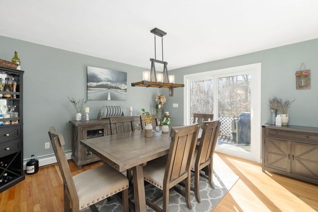 9 Kenny Dr, Warren, RI 02885