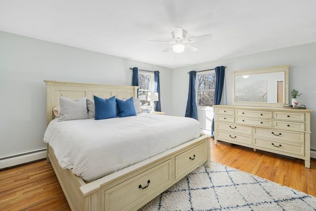 9 Kenny Dr, Warren, RI 02885