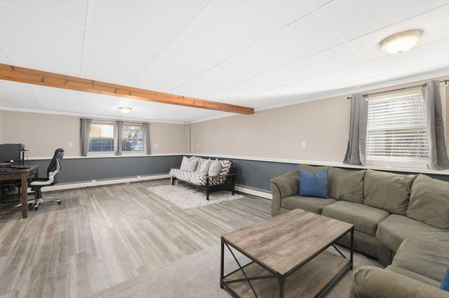 9 Kenny Dr, Warren, RI 02885