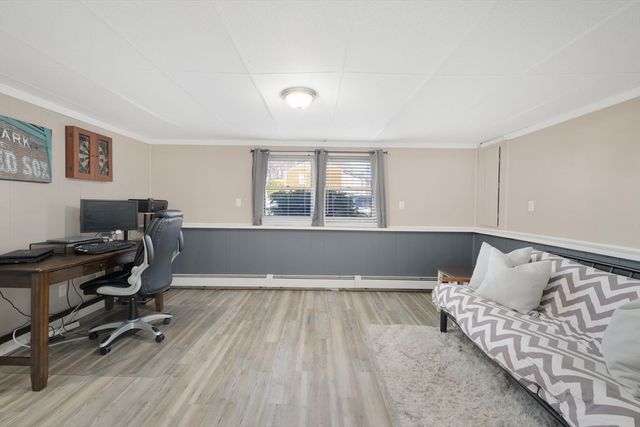 9 Kenny Dr, Warren, RI 02885