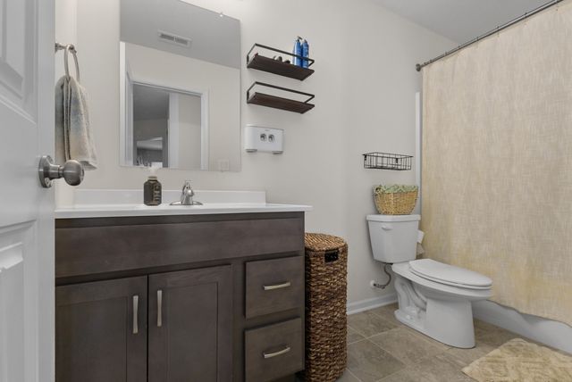 10990 Isles Avenue, Dyer, IN 46311