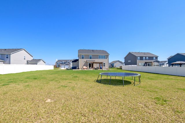 10990 Isles Avenue, Dyer, IN 46311