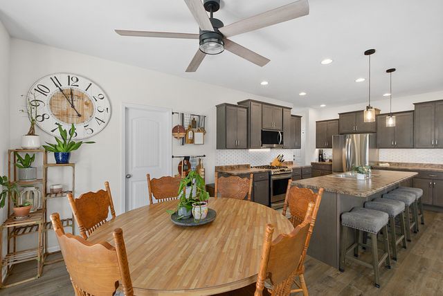 10990 Isles Avenue, Dyer, IN 46311