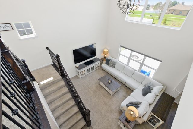 10990 Isles Avenue, Dyer, IN 46311