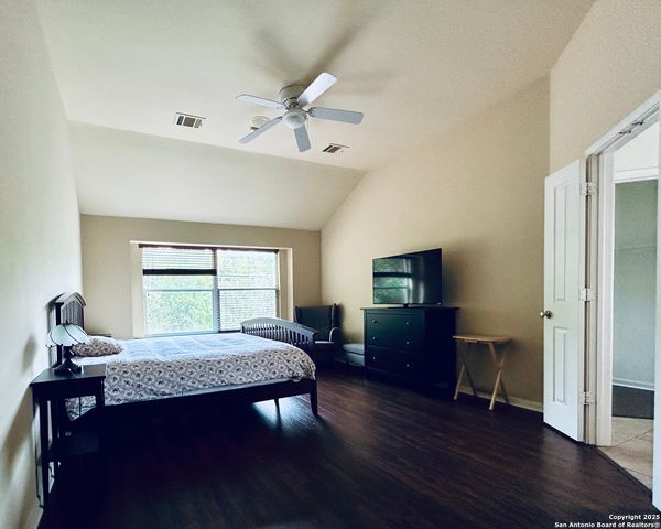 607 Mello Oak, San Antonio, TX 78258