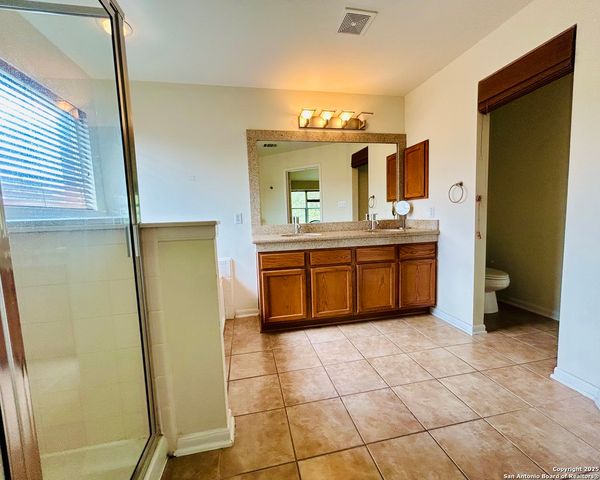 607 Mello Oak, San Antonio, TX 78258