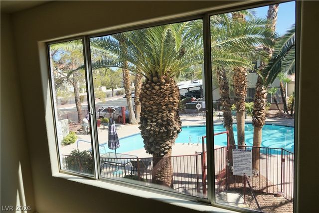 4955 Lindell Road 204, Las Vegas, NV 89118
