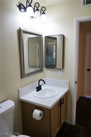 4955 Lindell Road 204, Las Vegas, NV 89118