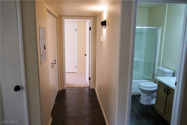 4955 Lindell Road 204, Las Vegas, NV 89118