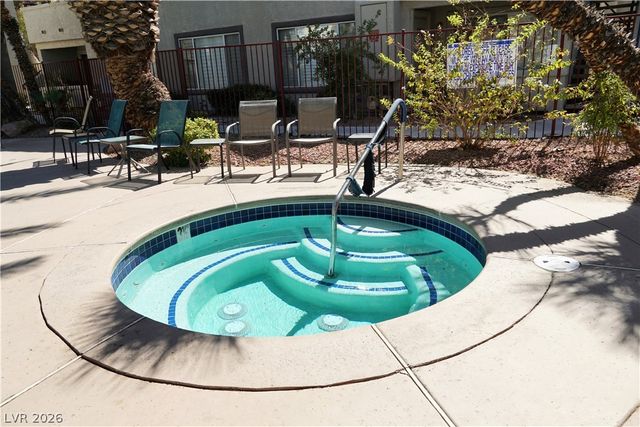 4955 Lindell Road 204, Las Vegas, NV 89118