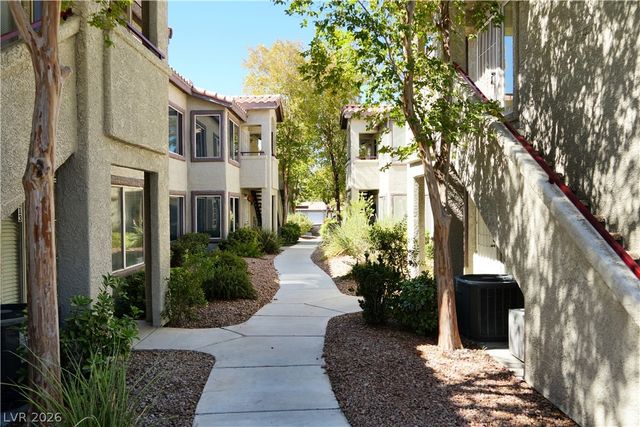 4955 Lindell Road 204, Las Vegas, NV 89118