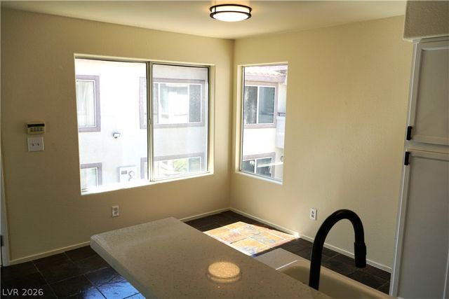 4955 Lindell Road 204, Las Vegas, NV 89118