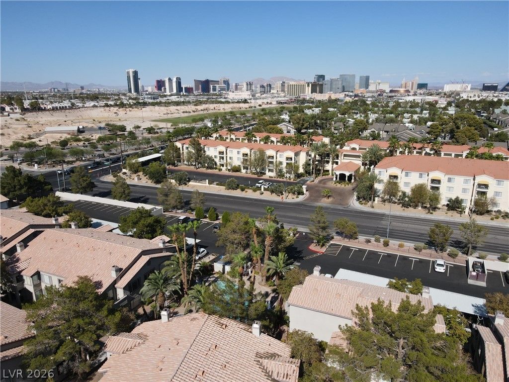 4955 Lindell Road 204, Las Vegas, NV 89118 — photo 2