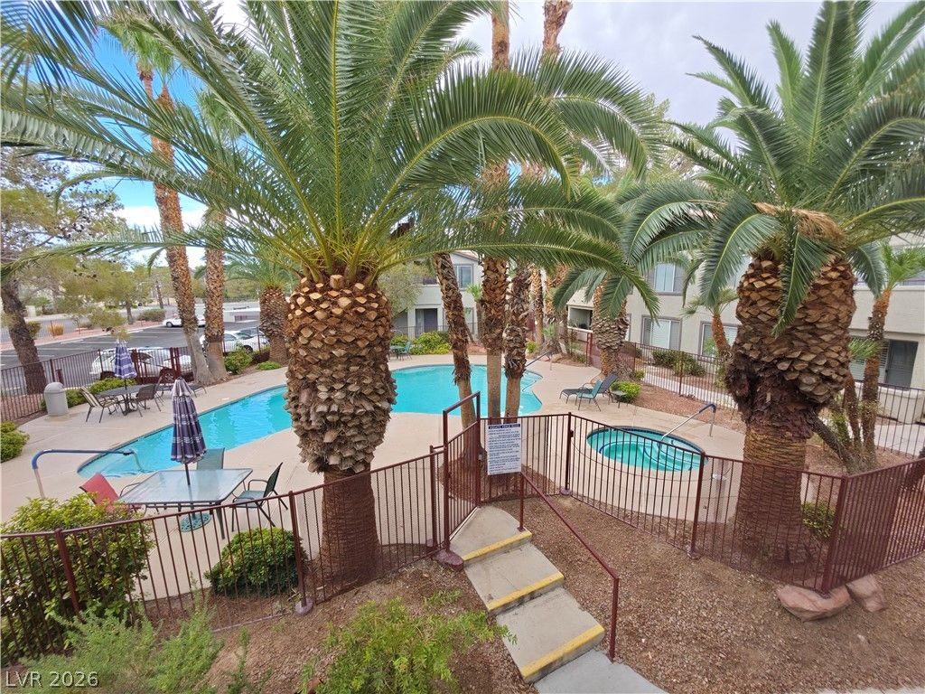 4955 Lindell Road 204, Las Vegas, NV 89118 — photo 3