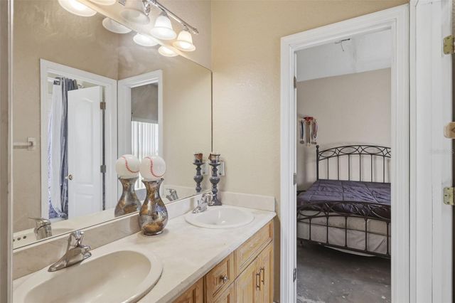 1051 DUNBAR AVENUE, Sanford, FL 32771