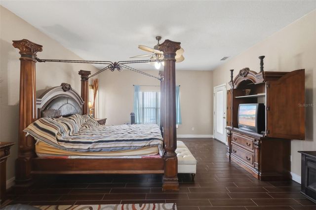 1051 DUNBAR AVENUE, Sanford, FL 32771