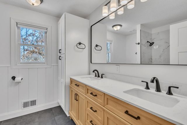 4755 Eriks Boulevard, Eagan, MN 55122