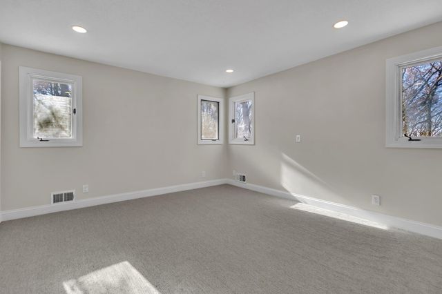 4755 Eriks Boulevard, Eagan, MN 55122
