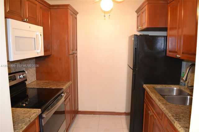13350 SW 1st St 207P, Pembroke Pines, FL 33027