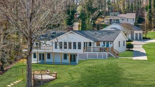 6313 Shoreland Circle, Buford, GA 30518
