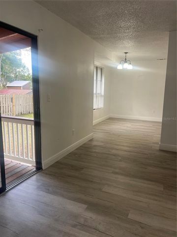 512 STALLINGS AVENUE, Deltona, FL 32738