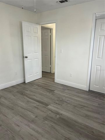 512 STALLINGS AVENUE, Deltona, FL 32738