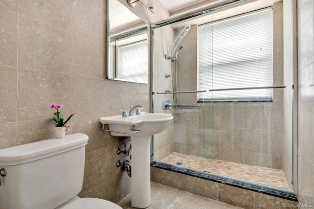 110-11 Queens Boulevard 8K, Forest Hills, NY 11375