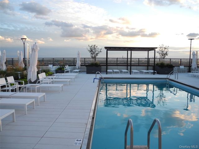 110-11 Queens Boulevard 8K, Forest Hills, NY 11375