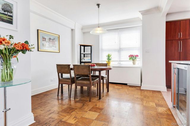 110-11 Queens Boulevard 8K, Forest Hills, NY 11375