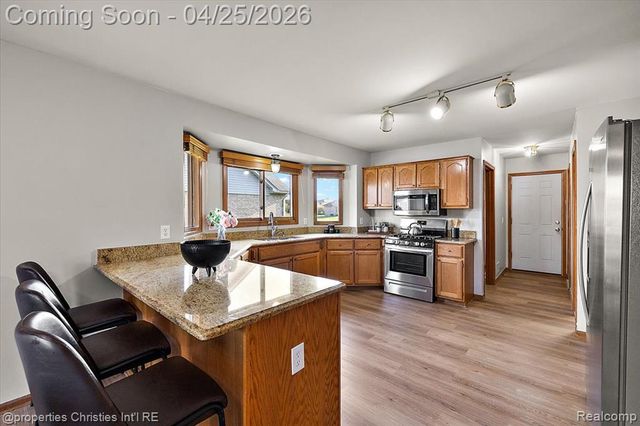 50053 Middle River Drive, Macomb, MI 48044