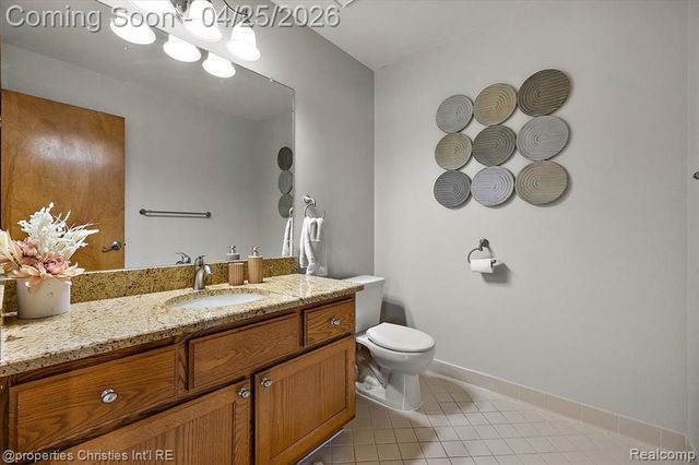 50053 Middle River Drive, Macomb, MI 48044