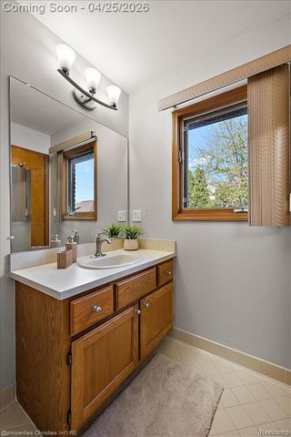 50053 Middle River Drive, Macomb, MI 48044