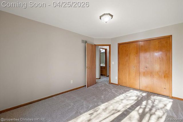 50053 Middle River Drive, Macomb, MI 48044