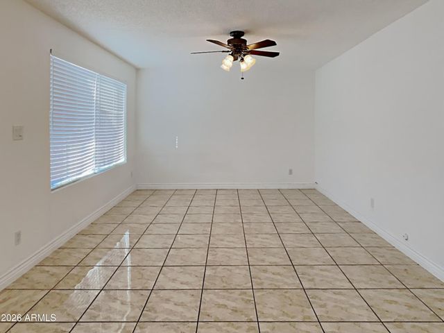 2402 W Altadena Avenue, Phoenix, AZ 85029