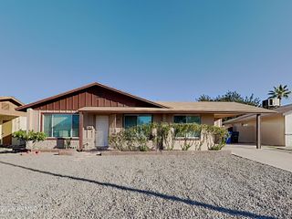 2402 W Altadena Avenue, Phoenix, AZ 85029