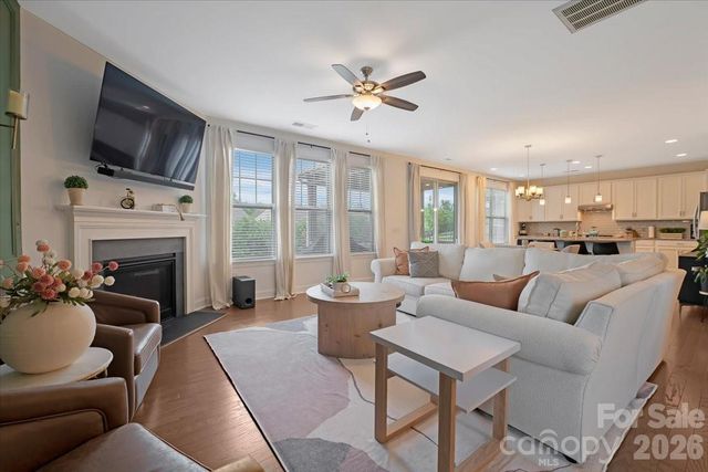 17534 Austins Creek Drive, Charlotte, NC 28278