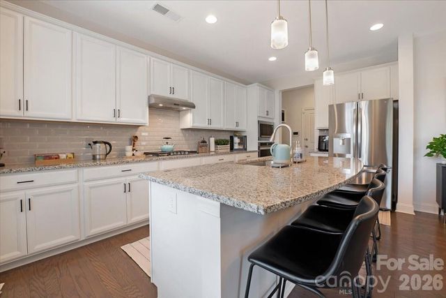 17534 Austins Creek Drive, Charlotte, NC 28278