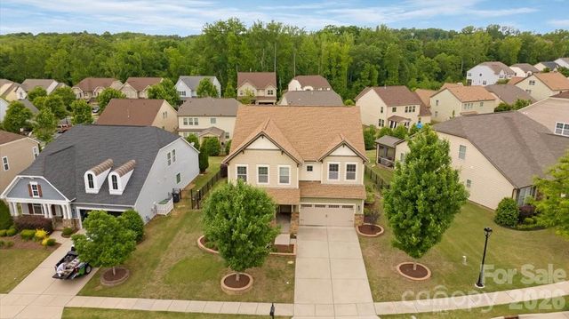 17534 Austins Creek Drive, Charlotte, NC 28278