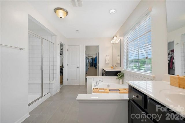 17534 Austins Creek Drive, Charlotte, NC 28278