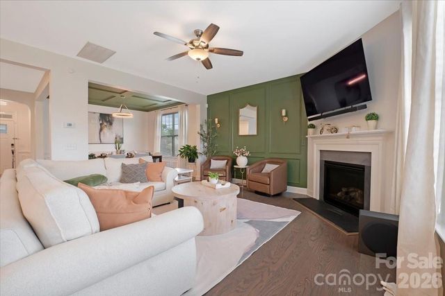 17534 Austins Creek Drive, Charlotte, NC 28278