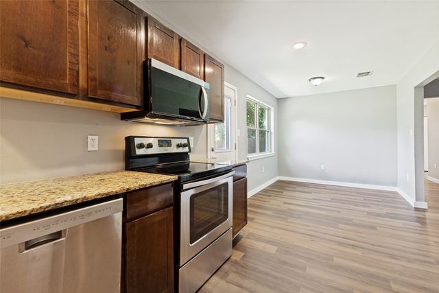 4862 Bedford Drive, Mesquite, TX 75150