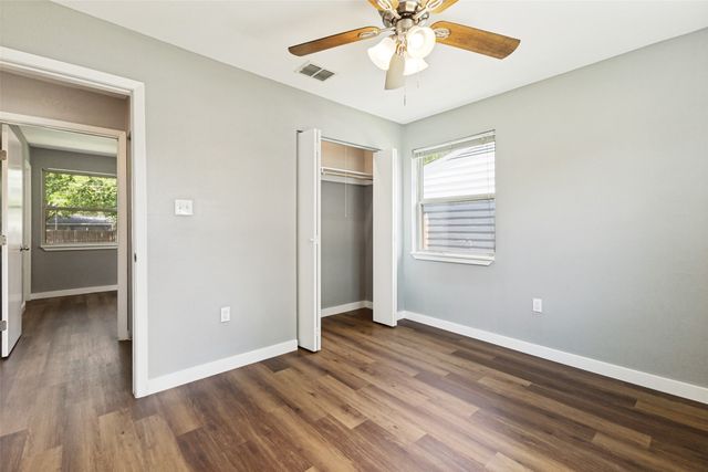 4862 Bedford Drive, Mesquite, TX 75150