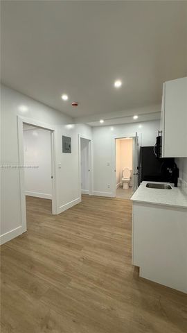 211 SW 10th Ave 5, Miami, FL 33130