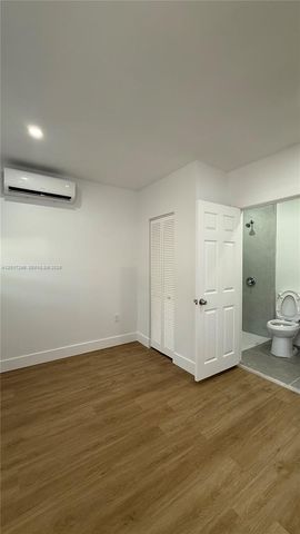 211 SW 10th Ave 5, Miami, FL 33130